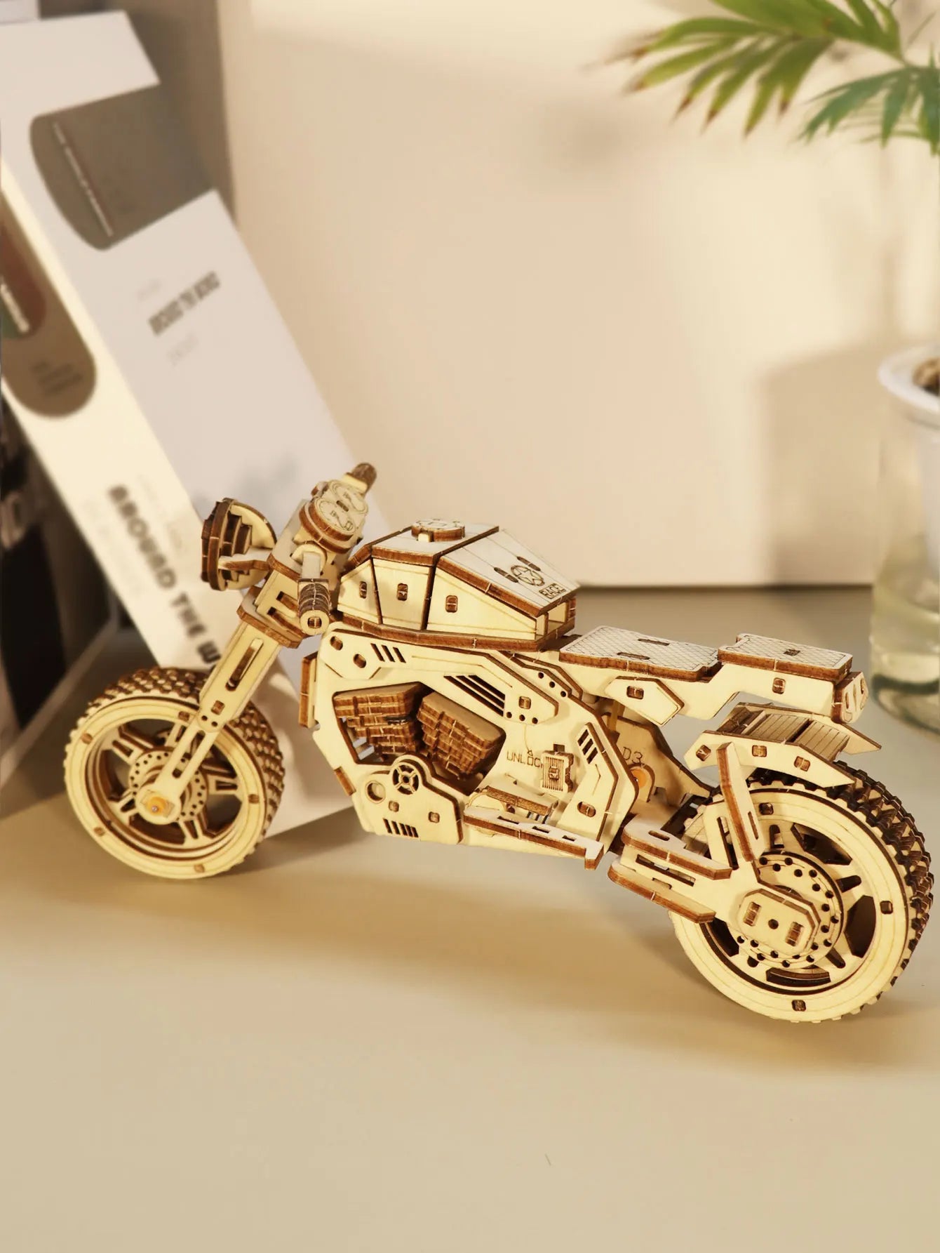 Maquette en bois - Moto