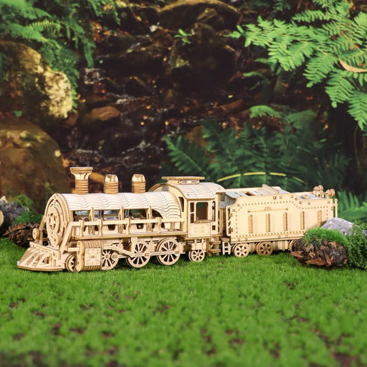 Maquette en bois - Train à vapeur